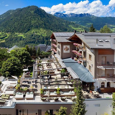 Aktivhotel Alpendorf Sankt Johann im Pongau Exterior foto